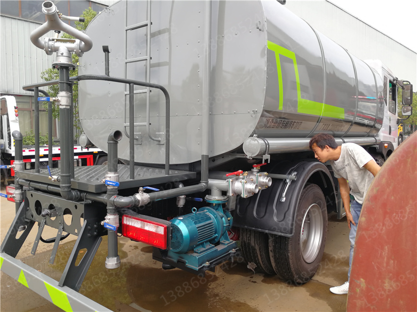 15�������\����