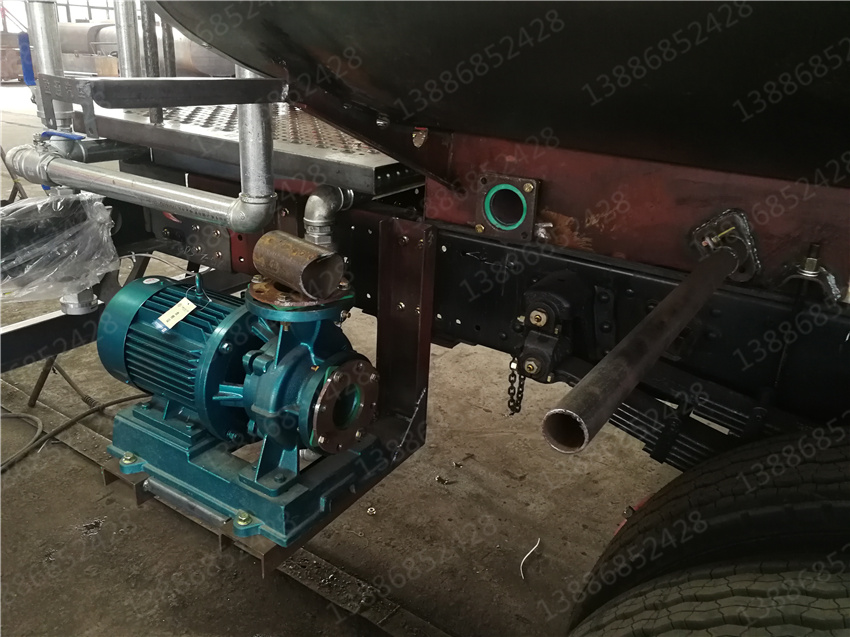 CLT5181ZYSEQ6型壓縮式垃圾車(chē)圖片|參數(shù)|配置|價(jià)格